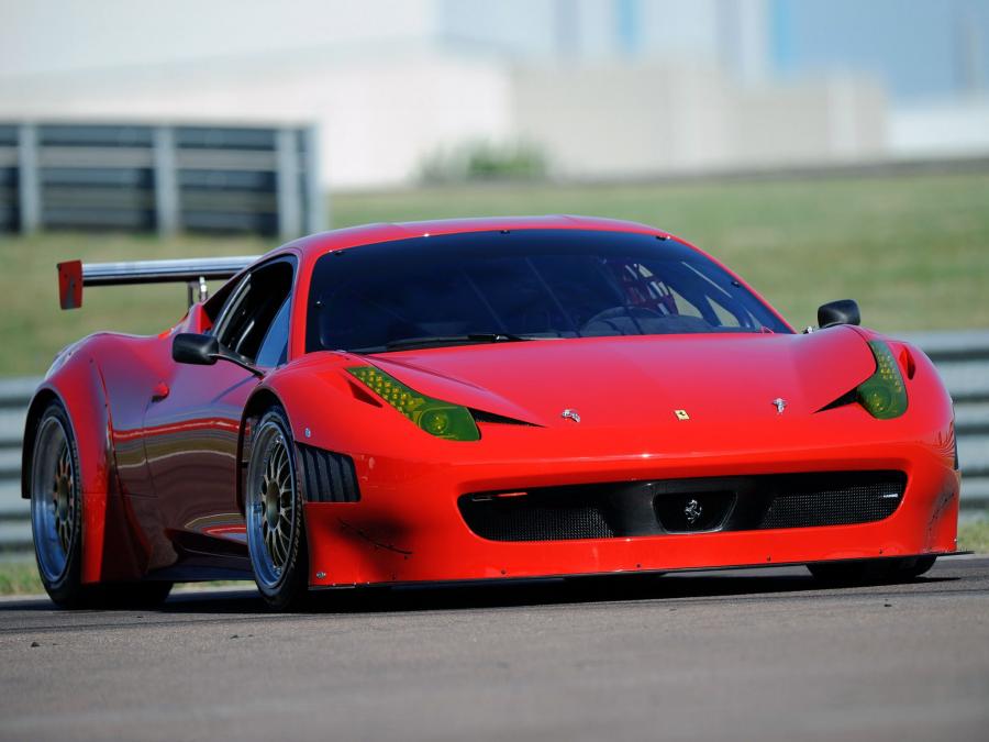  Ferrari 458 Italia GT3 2011 года  (фото 4 из 17)